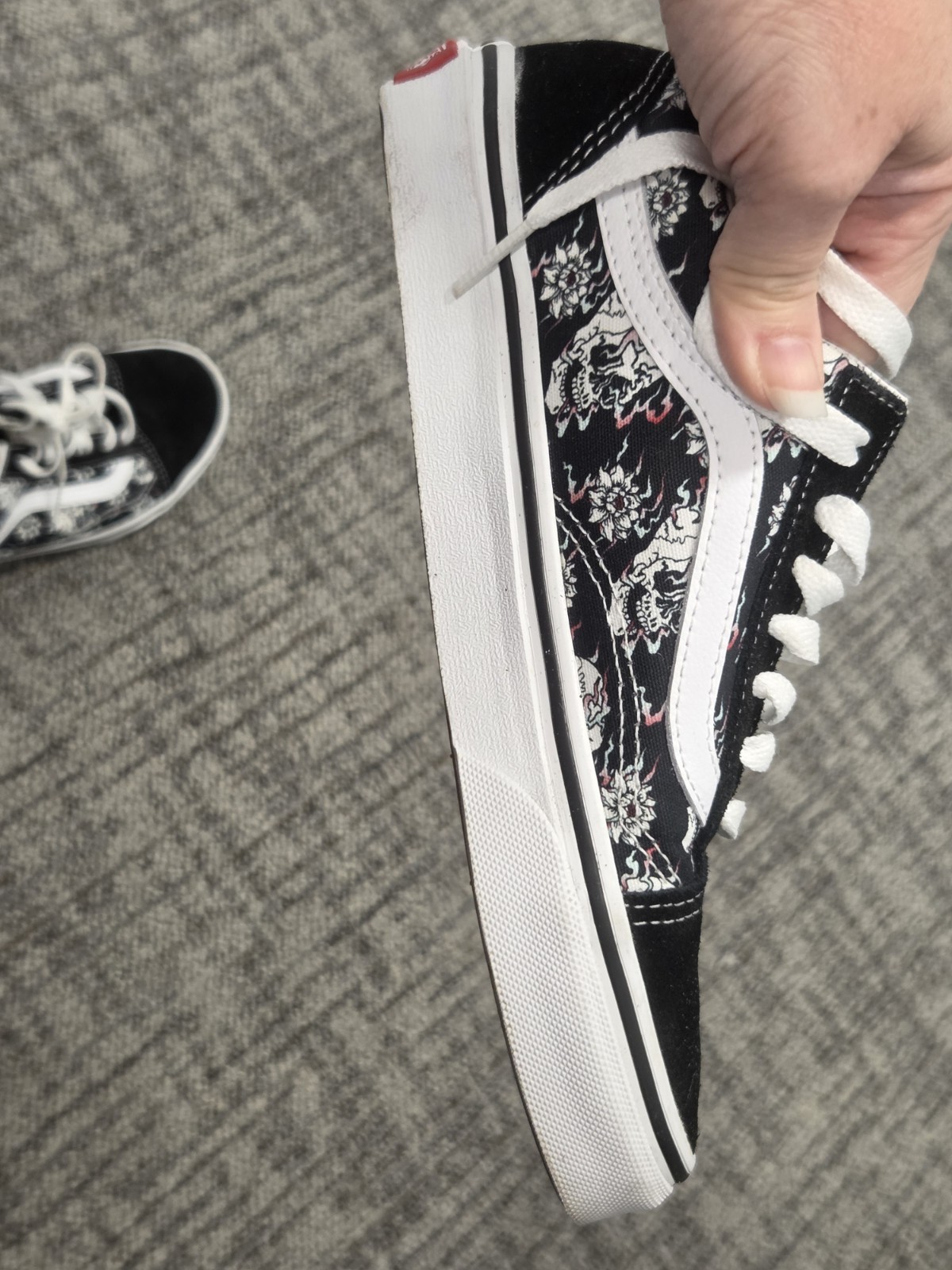 Vans Old Skool Flash Skulls & Flowers Black Skate Shoes Size 4 Men, 5.5 Women