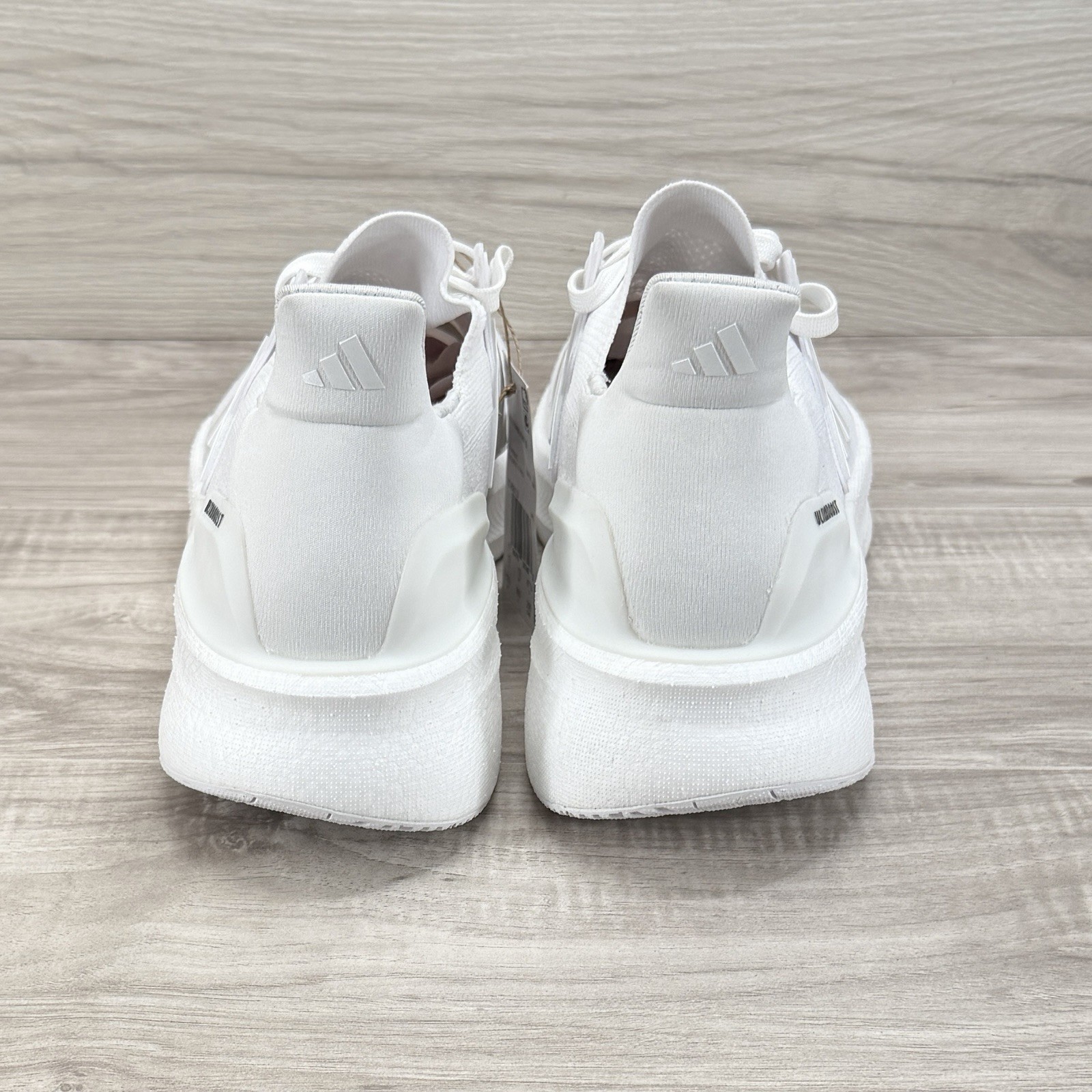 Adidas Ultraboost 5 Triple White Mens Size 12.5 Running Shoes NWOB ID8813