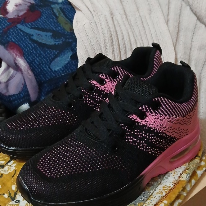 fashion Unisex Adults Black Pink Colorblock Low Top Lace Up Athletic Sneaker