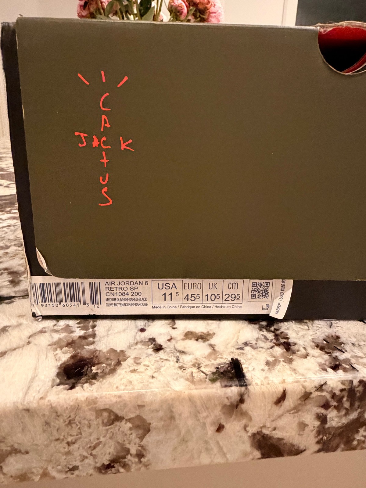Nike Air Jordan 6 Retro x Travis Scott Olive-Size 11.5 Box & Laces