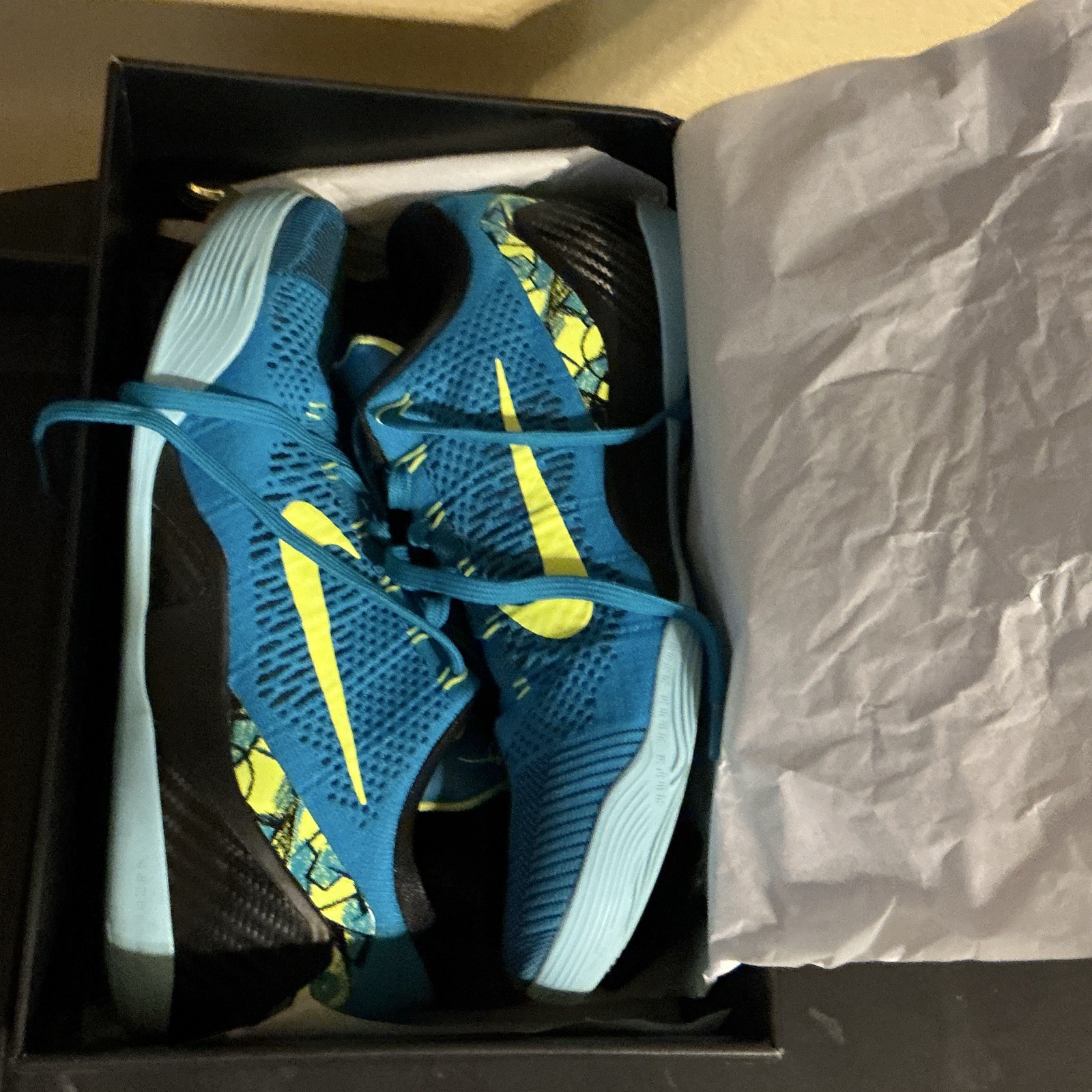 Nike Kobe 9 Elite Protro Low Perspective Neo Turquoise Volt IO3673-400
